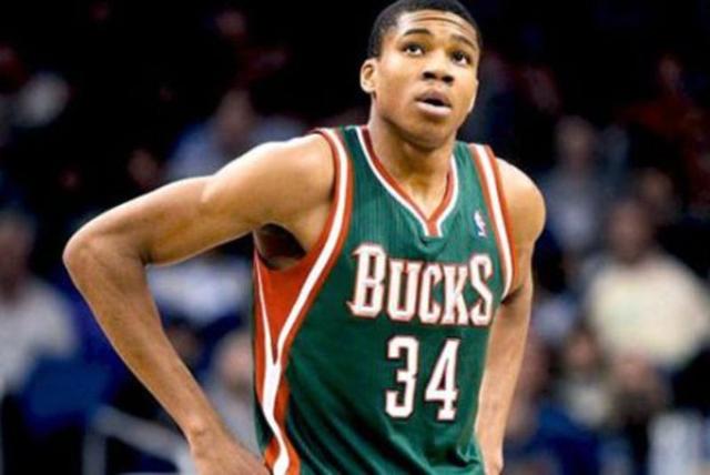 记者：水晶宫正与阿森纳谈签下内尔森，转会费约1500万镑