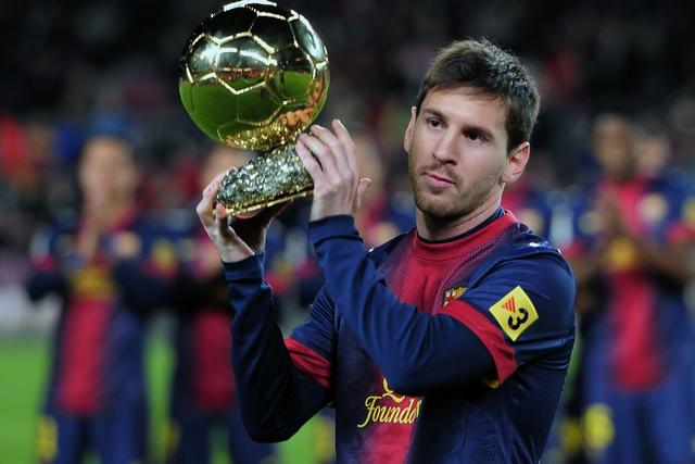 格里姆斯比镇违规风波：淘汰曼联后为何遭罚？