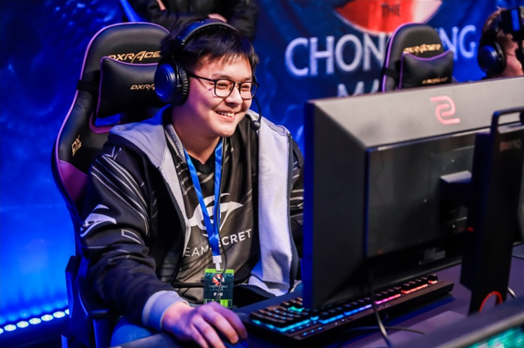 其深远的影 其深远的影